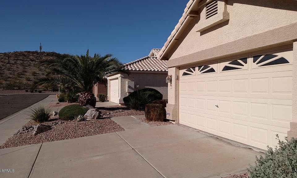 1st image of 2814 E Muirwood Dr