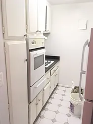 Rented by Manhattan Apartment Organization