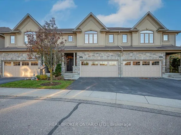 435 Winchester Dr #22, Waterloo, ON N2T 0B7