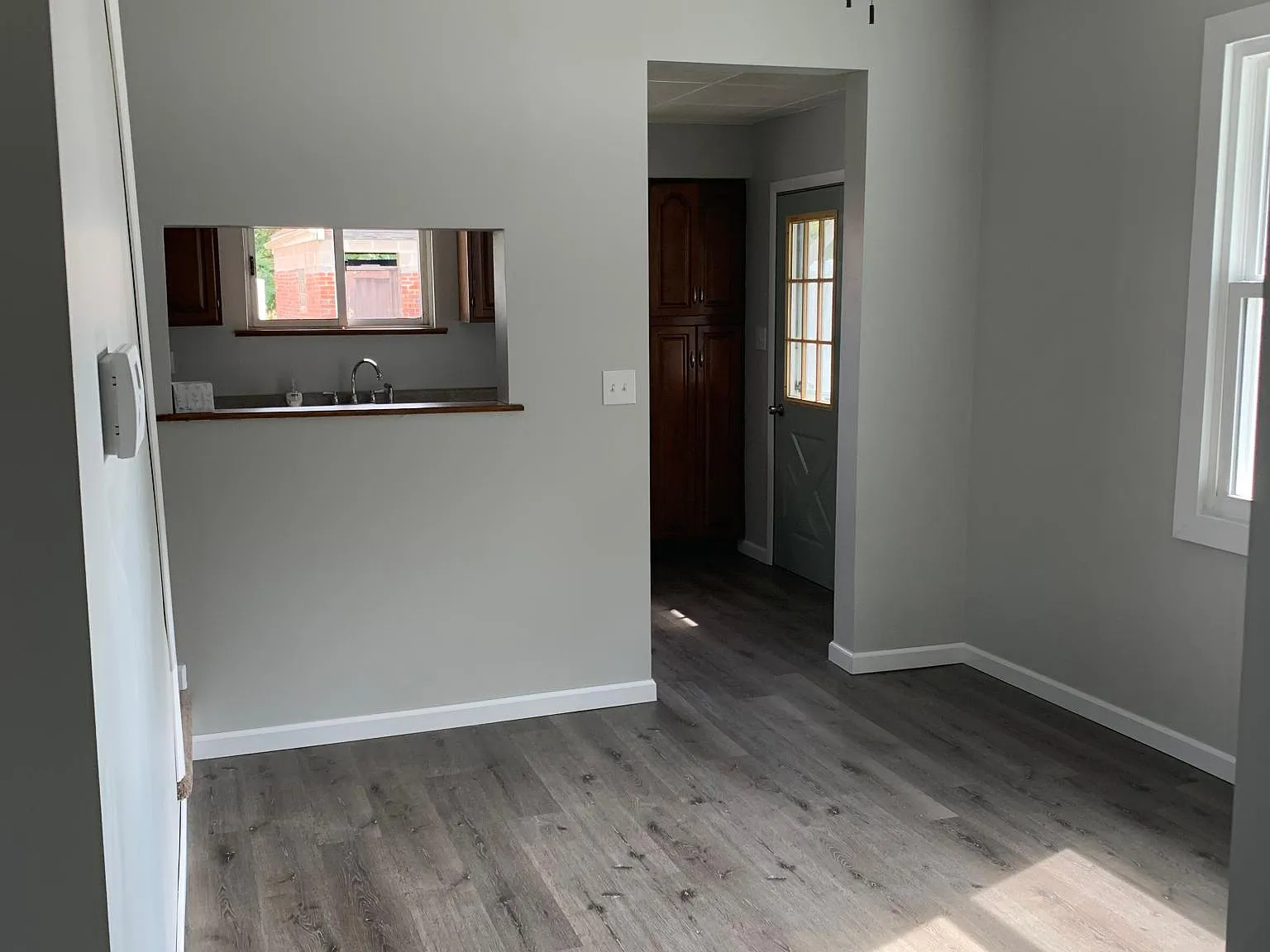 1718 Riverside Dr — Photo 4