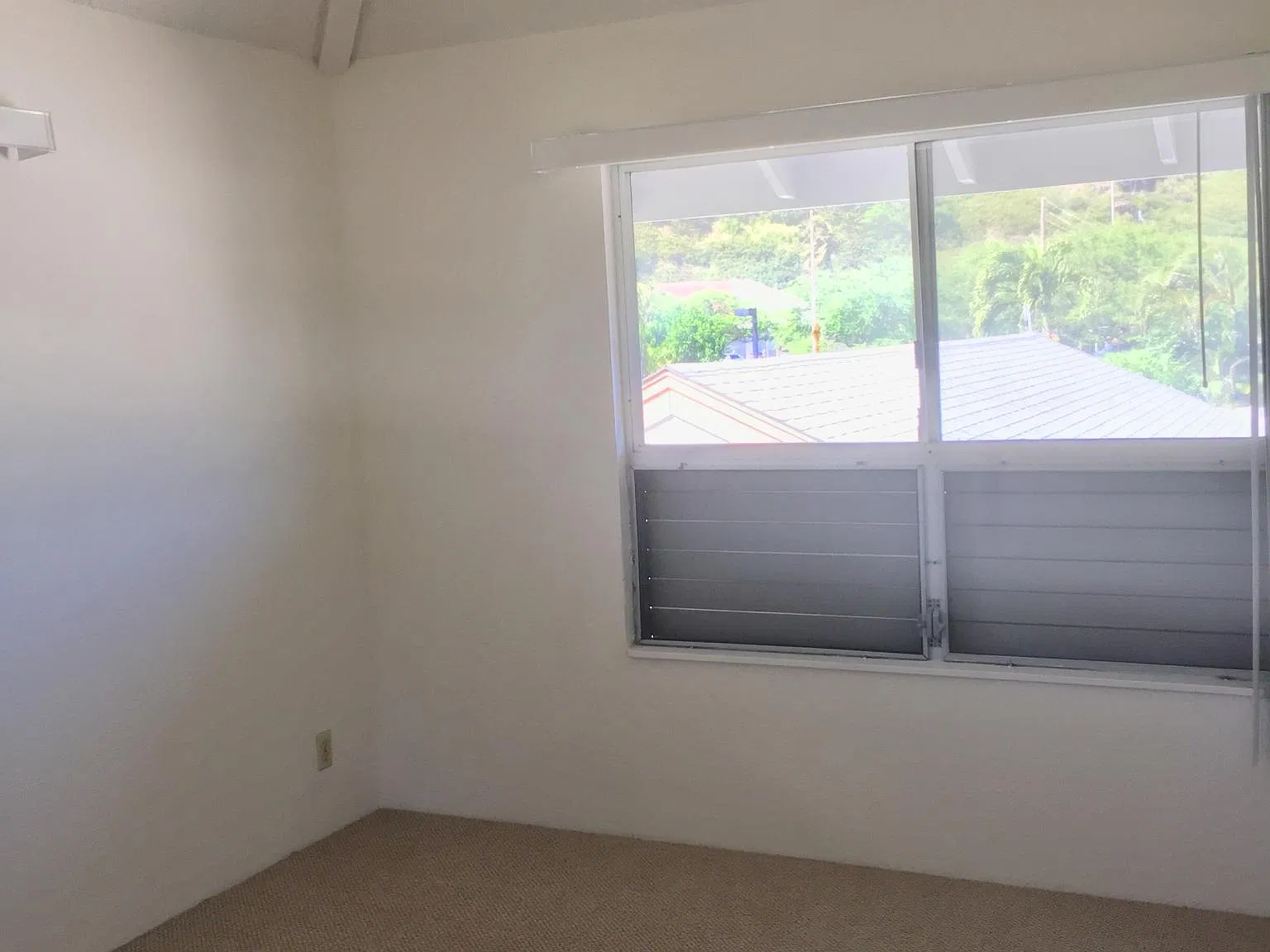 7007 Hawaii Kai Dr — Photo 4