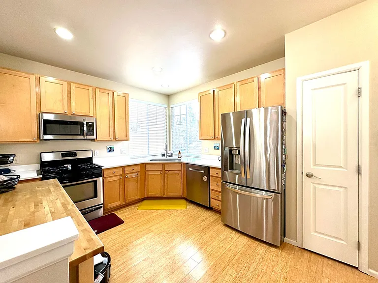 515 225th Pl NE #33 — Photo 4