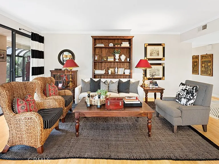 1 Sea Cove Ln — Photo 6