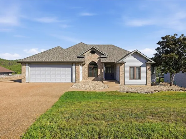 52 Bandy Dr, Holiday Island, AR 72631