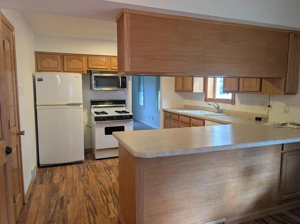 1049 Gorman Ave, West Saint Paul, MN 55118
