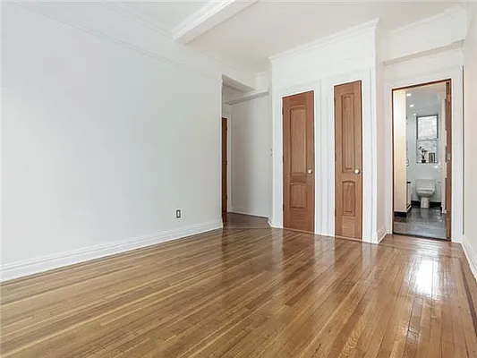 Sold by Avenue Sotheby's International Realty | media 29