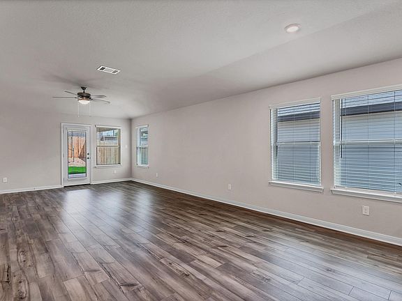 2nd image of 3120 Gorge Way