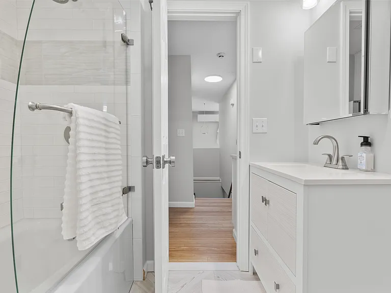 62 Cosey Beach Ave — Photo 6
