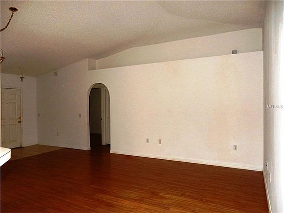 4th image of 14219 Econ Woods Ln