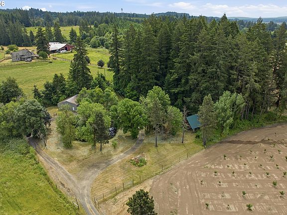 3rd image of 21090 NW Dairy Creek Rd