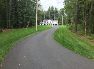 109 Youngs Rd, Lunenburg, MA 01462