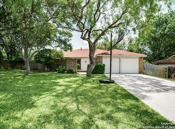 2nd image of 6202 Welles Brook Dr