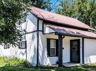 224 W Main St, Gardner, KS 66030