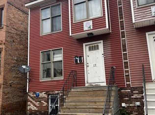 19 Dana Ave #2, Albany, NY 12208