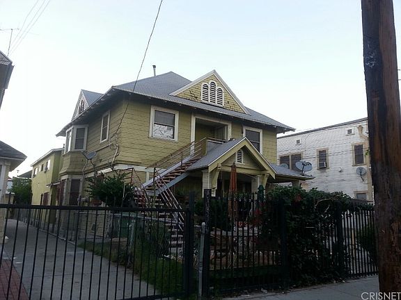 3rd image of 1425 S Bonnie Brae St
