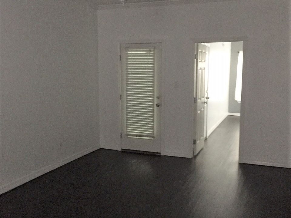 2nd image of 12526 Red Fox Dr Unit B