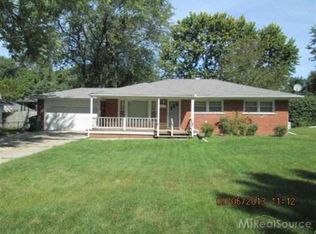 23273 Mapleview Dr, Macomb, MI 48042