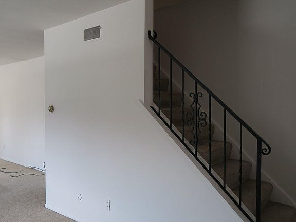 5th image of 1819 Chislett St APT 1