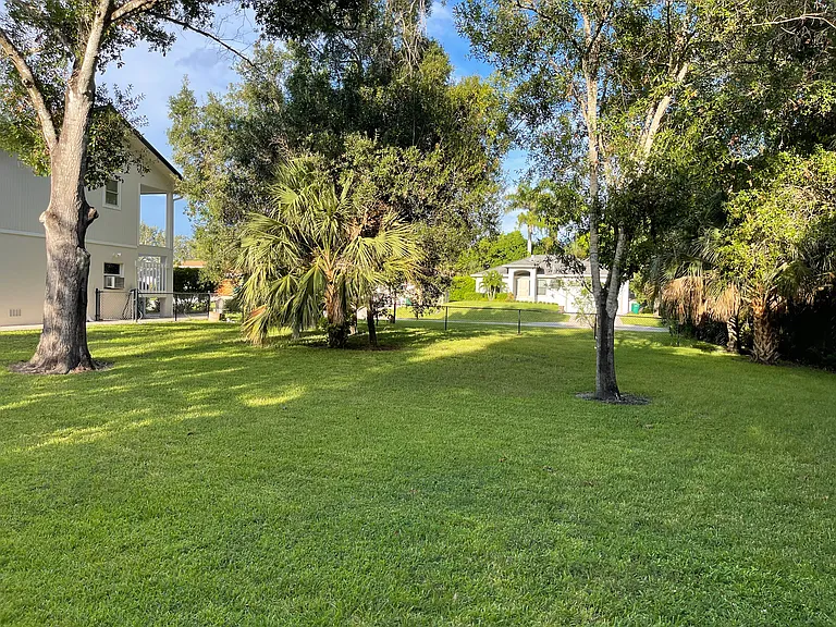 1337 Center Ln — Photo 80