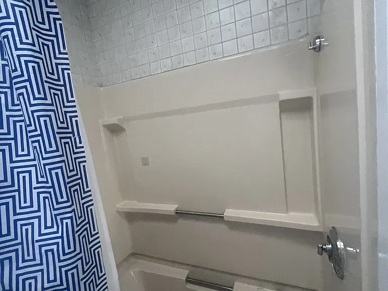 52 Essex St #2 — Photo 9