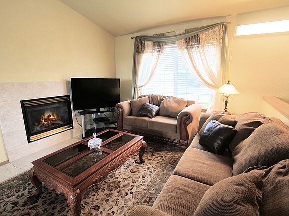 4th image of 6008 50th St NE