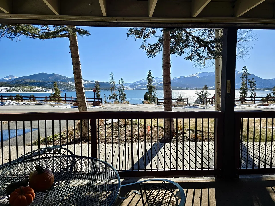 244 Lodgepole St #16