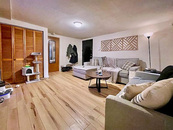 3rd image of 209 Ogden Ave #1