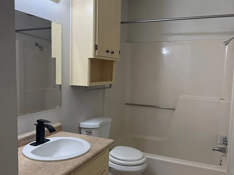 3710 Pratt Dr — Photo 15