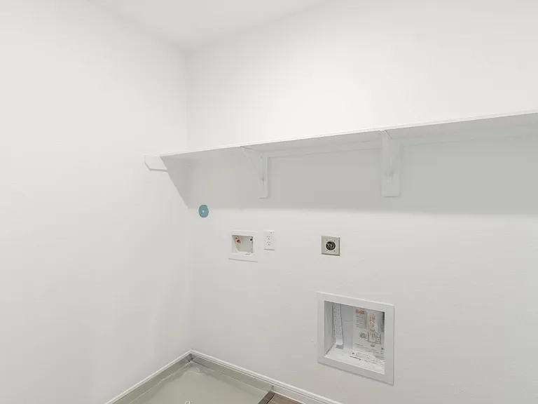 1052 Greenshank Dr — Photo 12