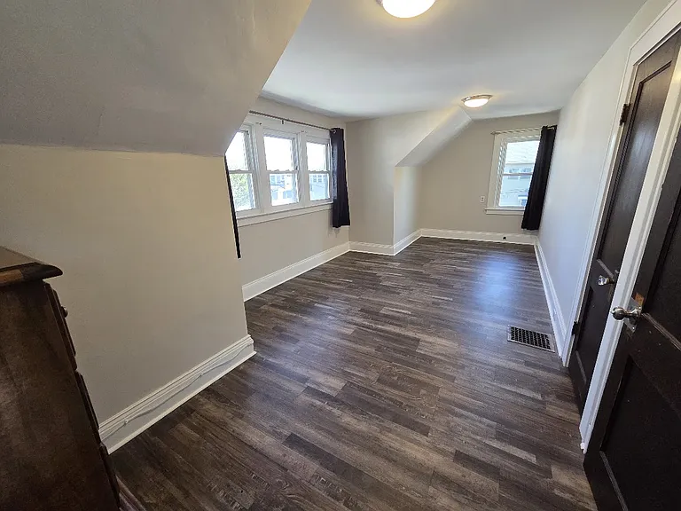119 N Edwards Ave — Photo 18