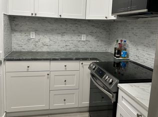 15639 SW 73rd Circle Terrace 7 #1, Miami, FL 33193