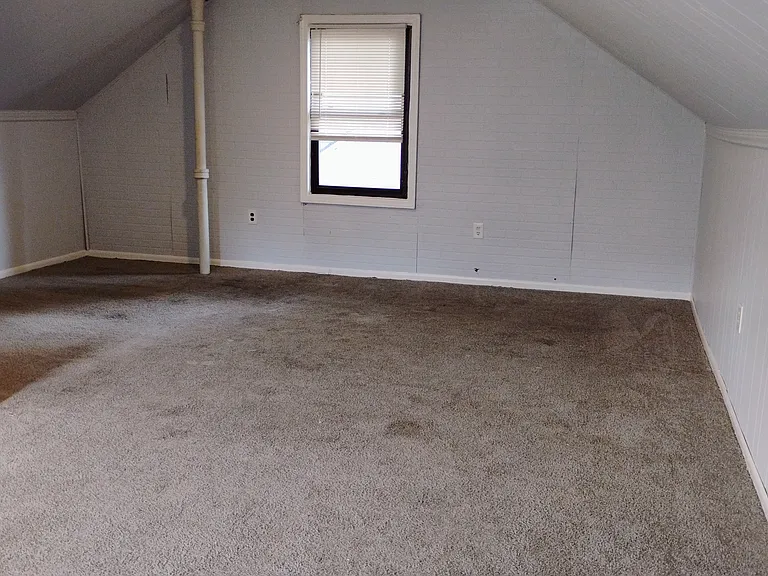10603A Lakepointe St — Photo 13