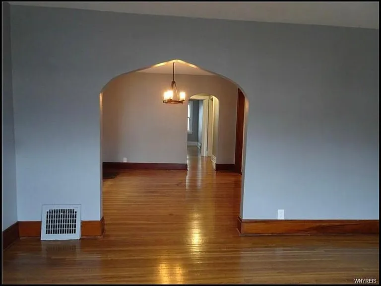 192 Euclid Ave — Photo 10