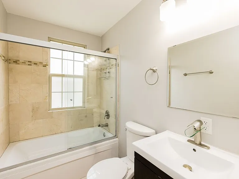 232 S Monroe Ave #UPSCALE LOFT — Photo 7