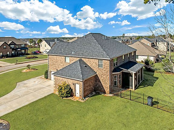 5th image of 4580 Cloister Cir