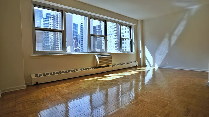 Rented by Bold New York | media 17