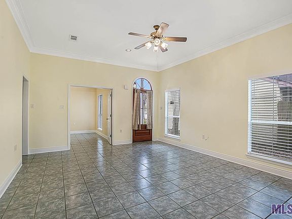 4th image of 273 Highland Creek Pkwy