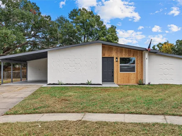 3659 Lalani Way, Sarasota, FL 34232