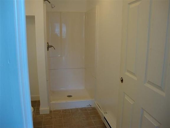 4th image of 8 Mann Ave