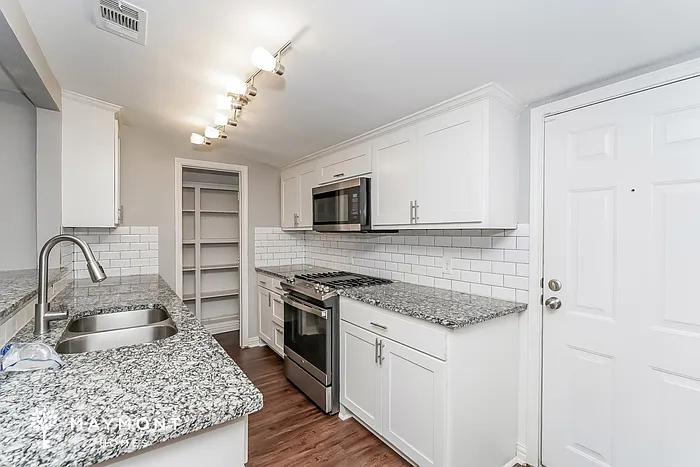 8822 Spaugh Ct — Photo 9