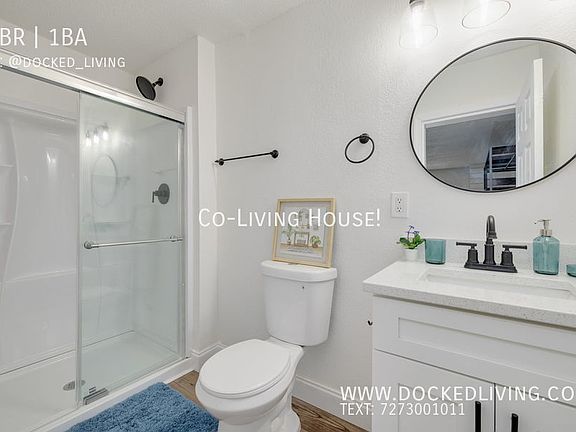 3rd image of 227 46th Ave N #1