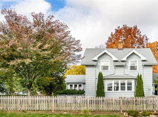 338 Susquehanna Rd, Rochester, NY 14618