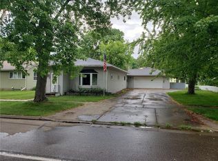 217 6th Ave, Shell Lake, WI 54871