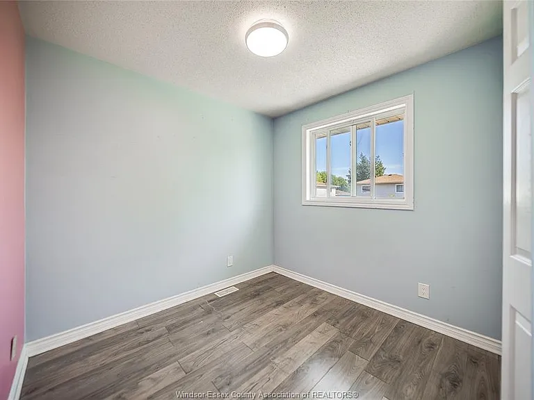 1465 Foster Ave — Photo 12