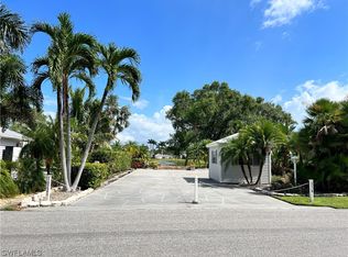 10221 Nightwood Dr, Fort Myers, FL 33905
