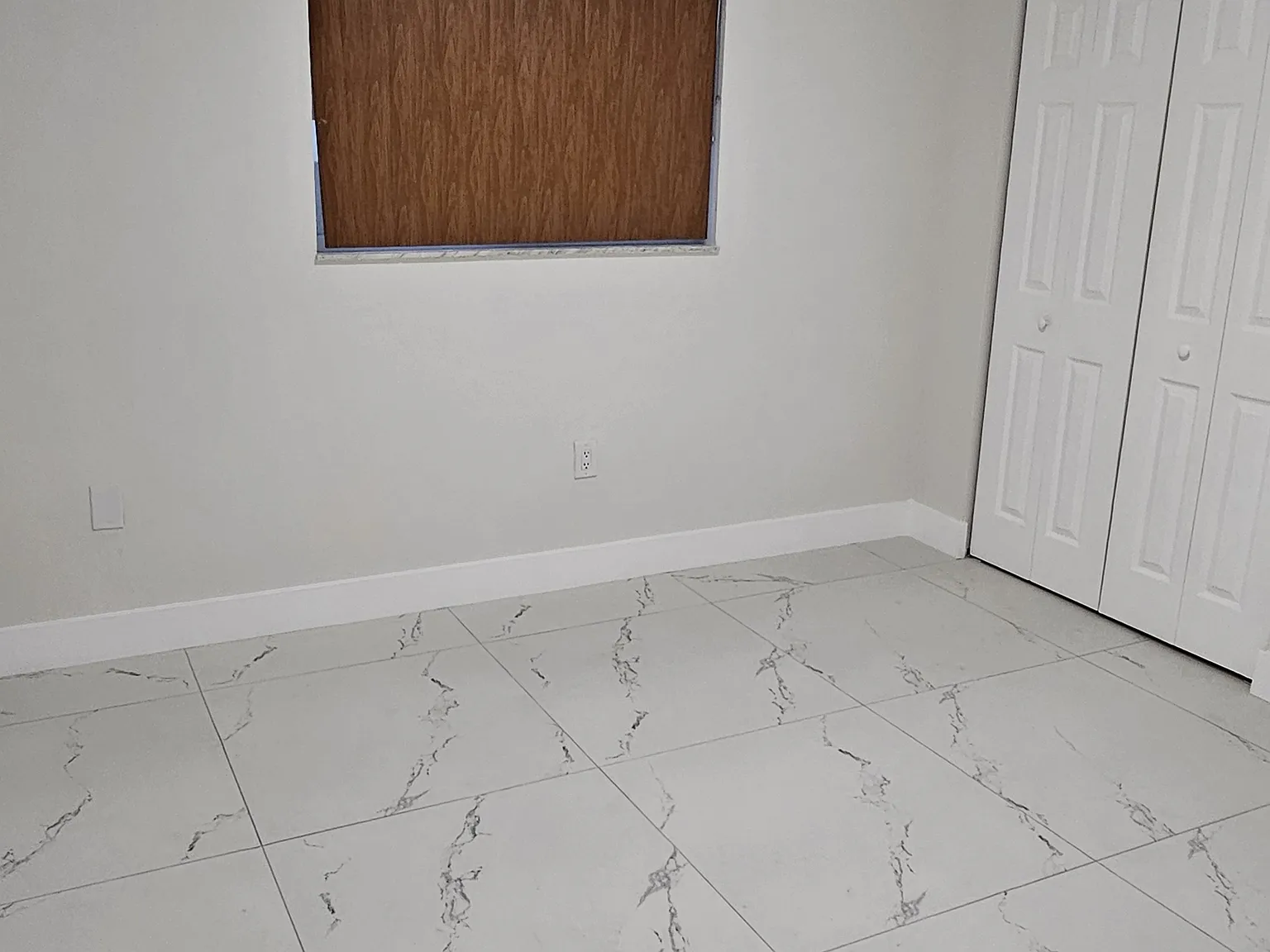2 bed, 960 sqft, $2,300 — Photo 4