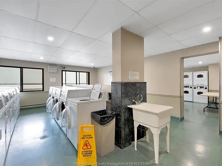 150 Park St W #1911 — Photo 17