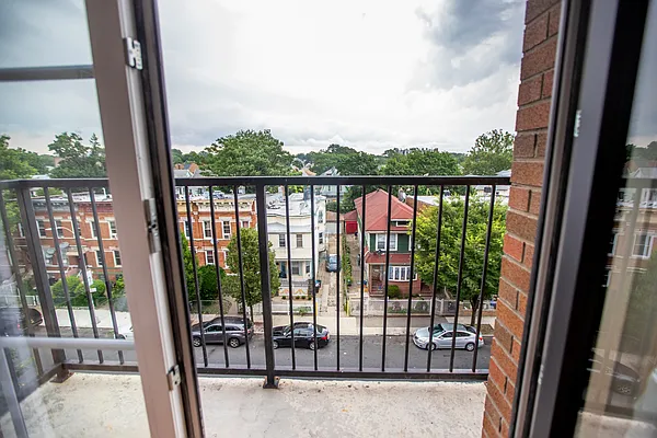 Rented by Joel Scharf, LREB | media 63