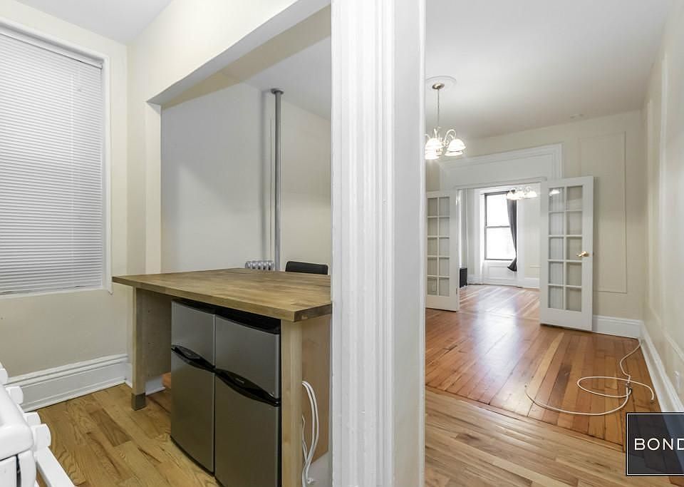 1st image of 158 W 15th St APT 4B