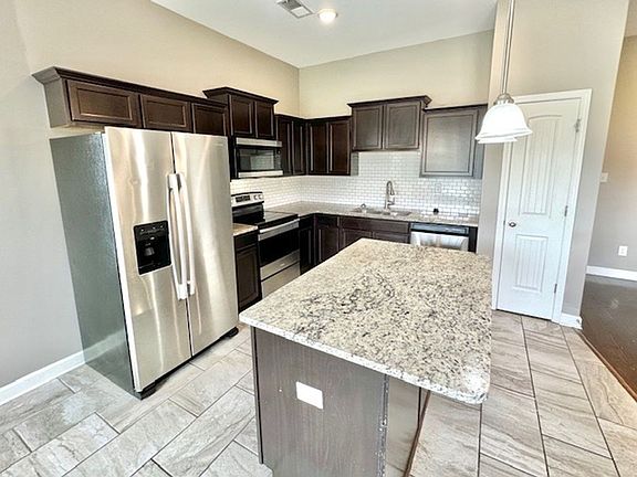 4th image of 6283 Darwood Dr